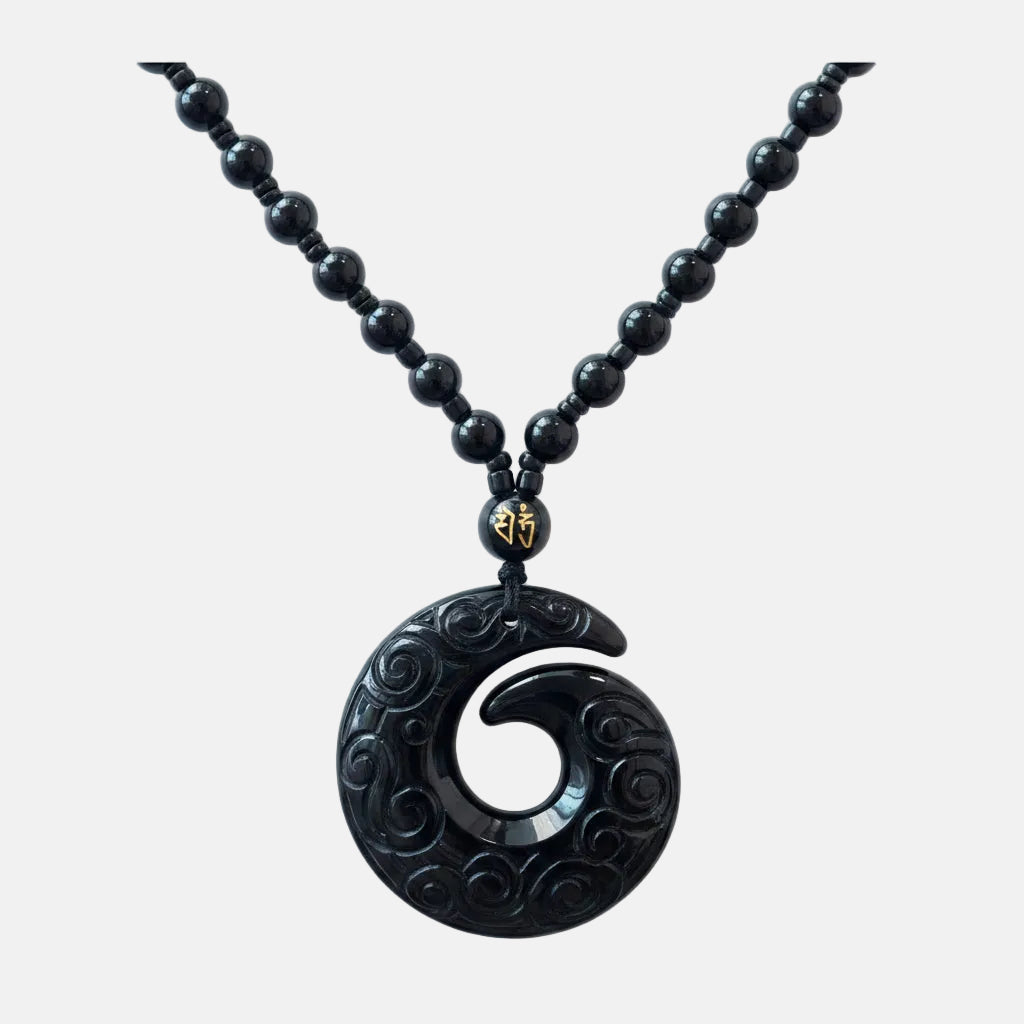 Collar de Obsidiana Maorí – Amuleto Artesanal de Buena Suerte y Protección