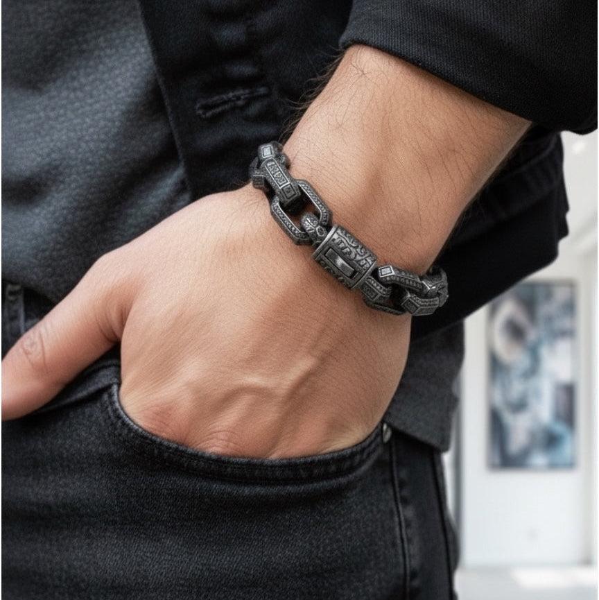 Pulsera de Acero Inspirada en Cadena Vikinga con Grabados Tribales Nórdicos