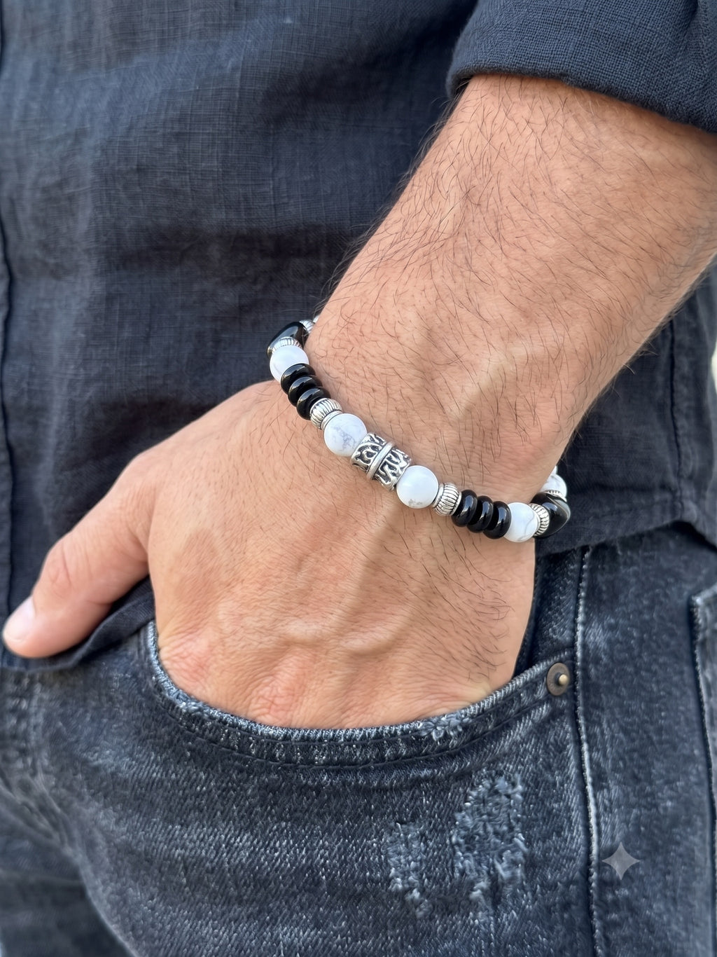 Pulsera de Piedras Energéticas – Elegancia, Energía y Equilibrio