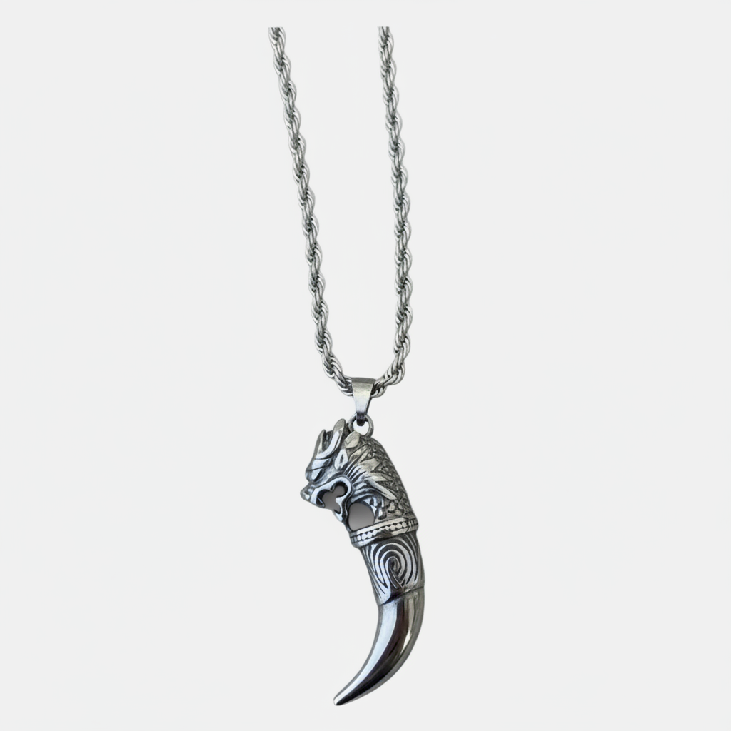 Collar Vikingo de Acero con Cabeza de Lobo y Colmillo