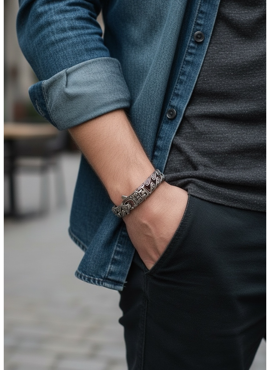 Pulsera de Acero con Eslabones Cubanos Grabados de 12 mm
