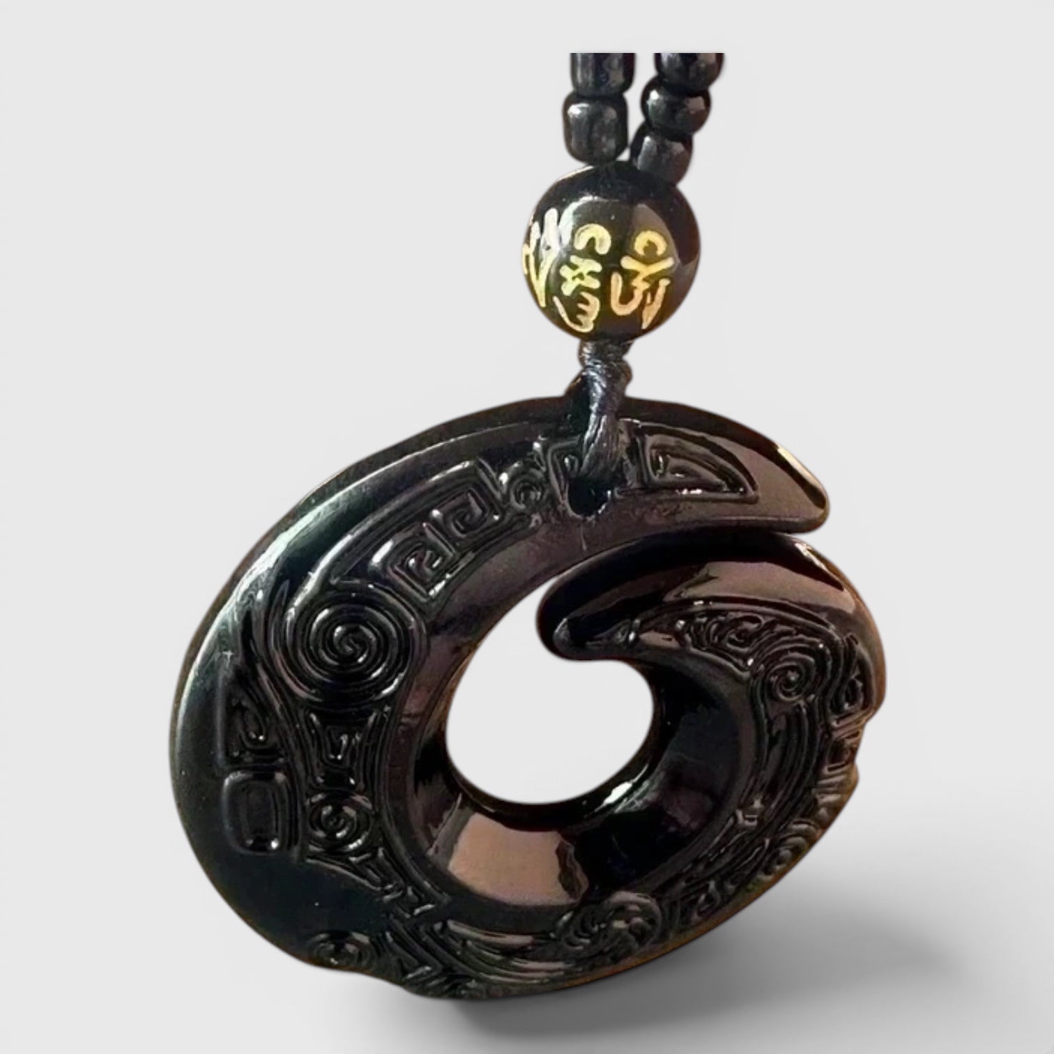 Collar de Obsidiana Maorí – Amuleto Artesanal de Buena Suerte y Protección