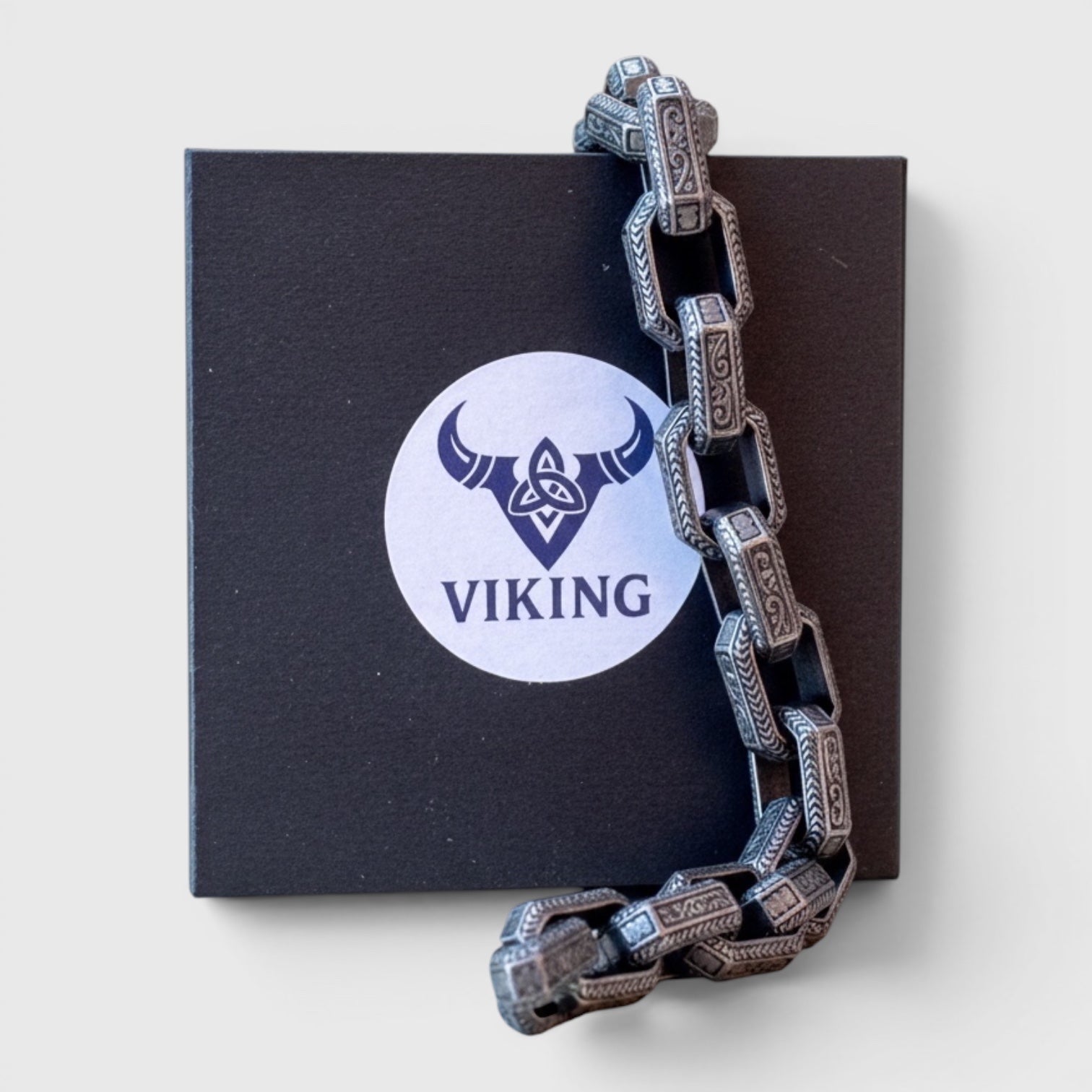 Pulsera de Acero Inspirada en Cadena Vikinga con Grabados Tribales Nórdicos