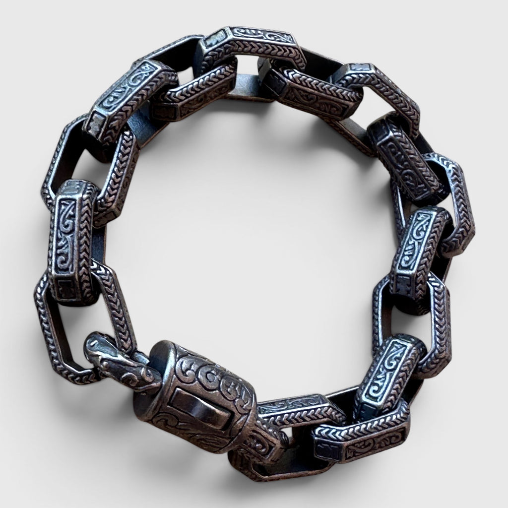 Pulsera de Acero Inspirada en Cadena Vikinga con Grabados Tribales Nórdicos