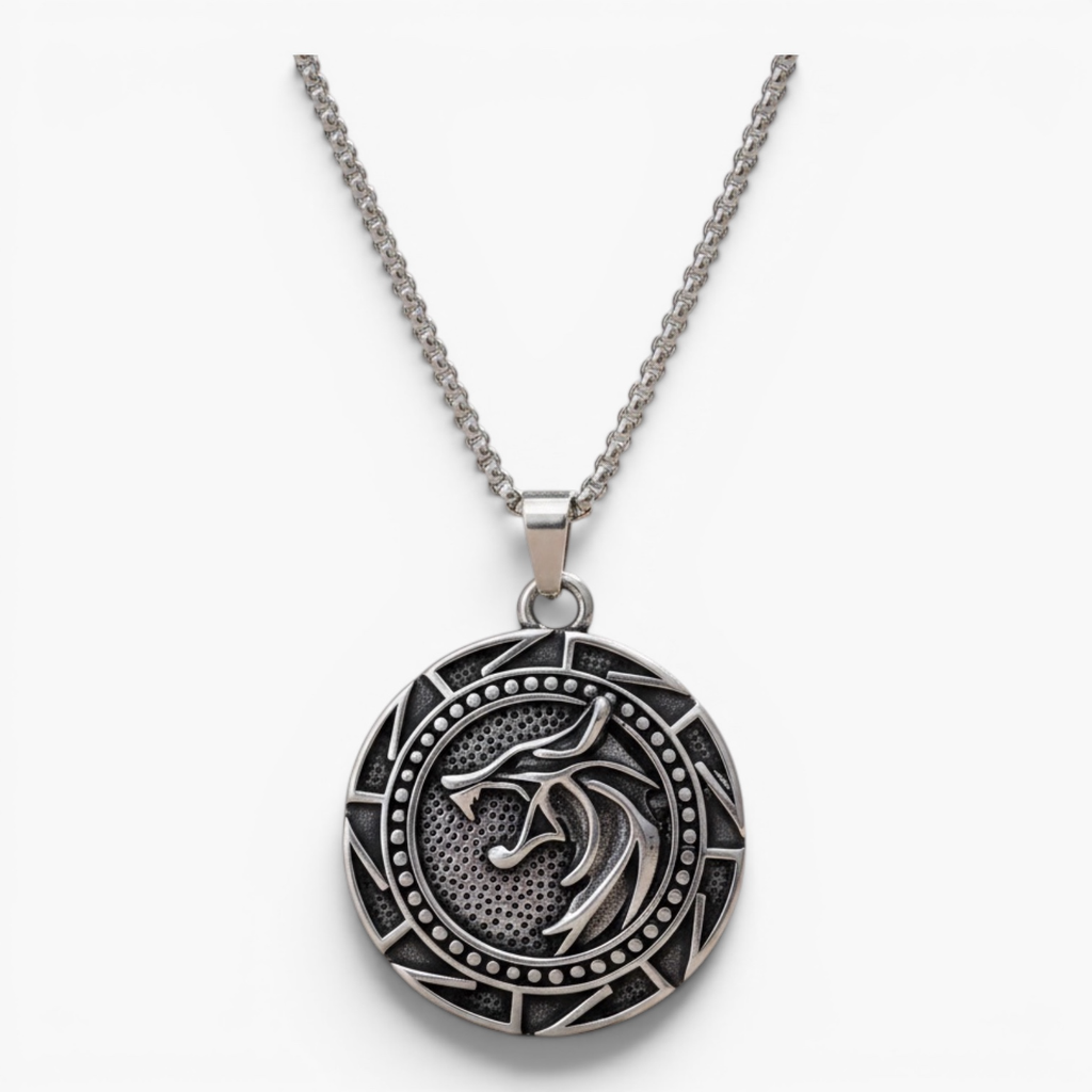 Collar Vikingo de Acero – Símbolo del Lobo Nórdico