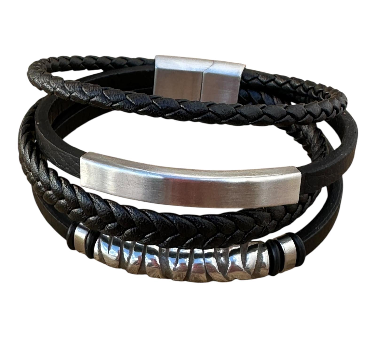 Pulsera de Piel y Acero – Diseño Moderno