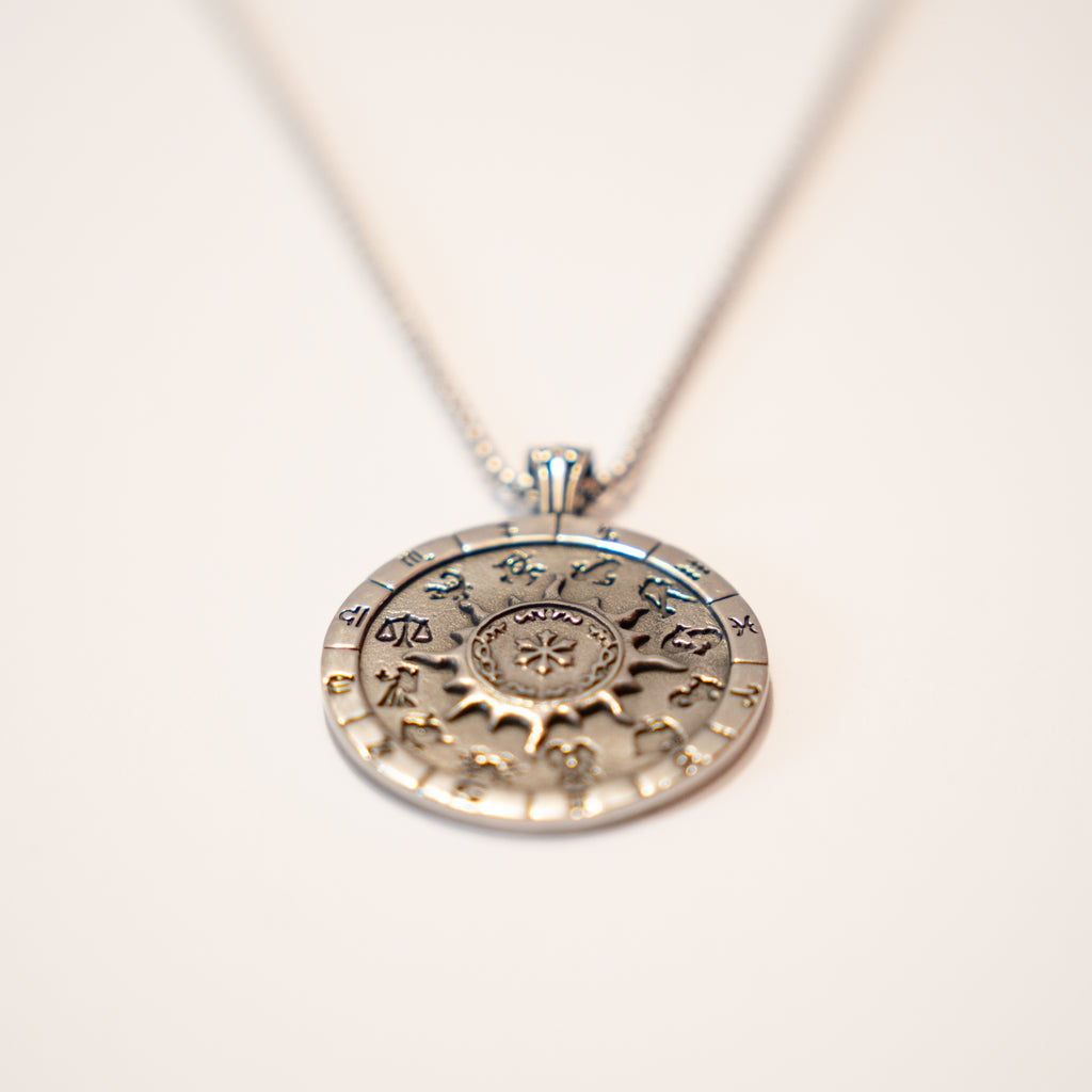 Colgante Zodiacal de Acero Inoxidable