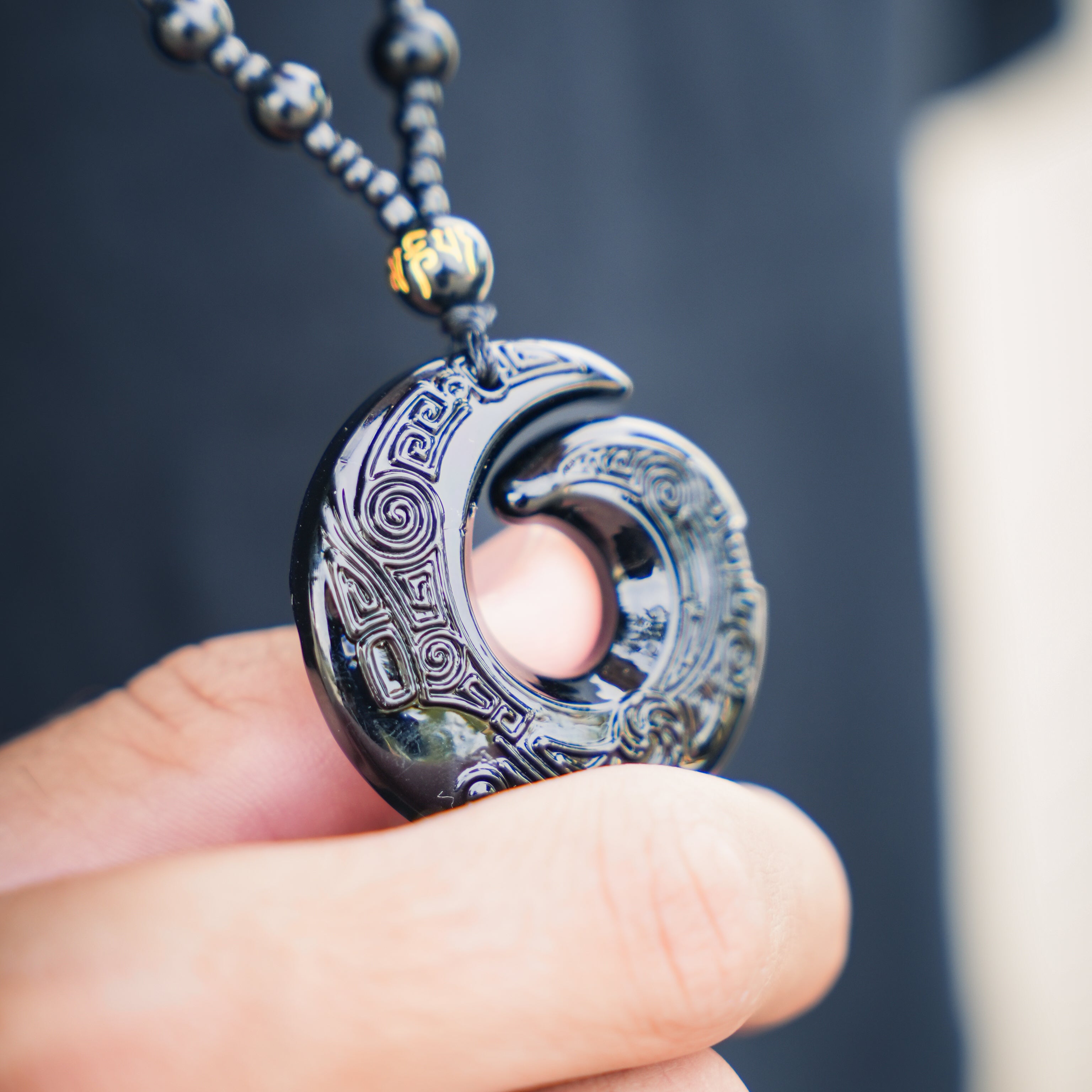 Collar de Obsidiana Maorí – Amuleto Artesanal de Buena Suerte y Protección