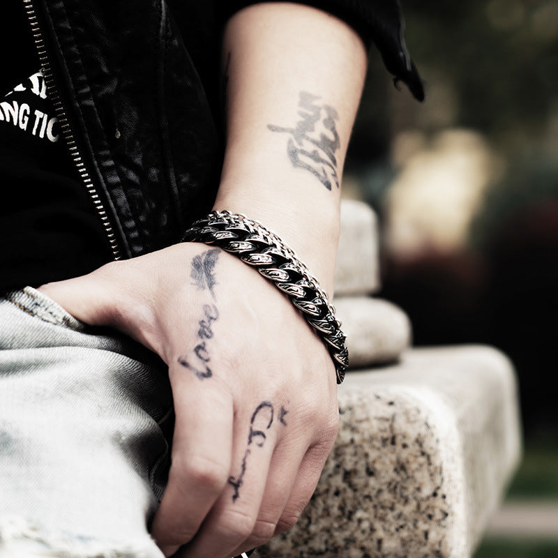 Pulsera de Cobre con Eslabones Cubanos Grabados de 12 mm