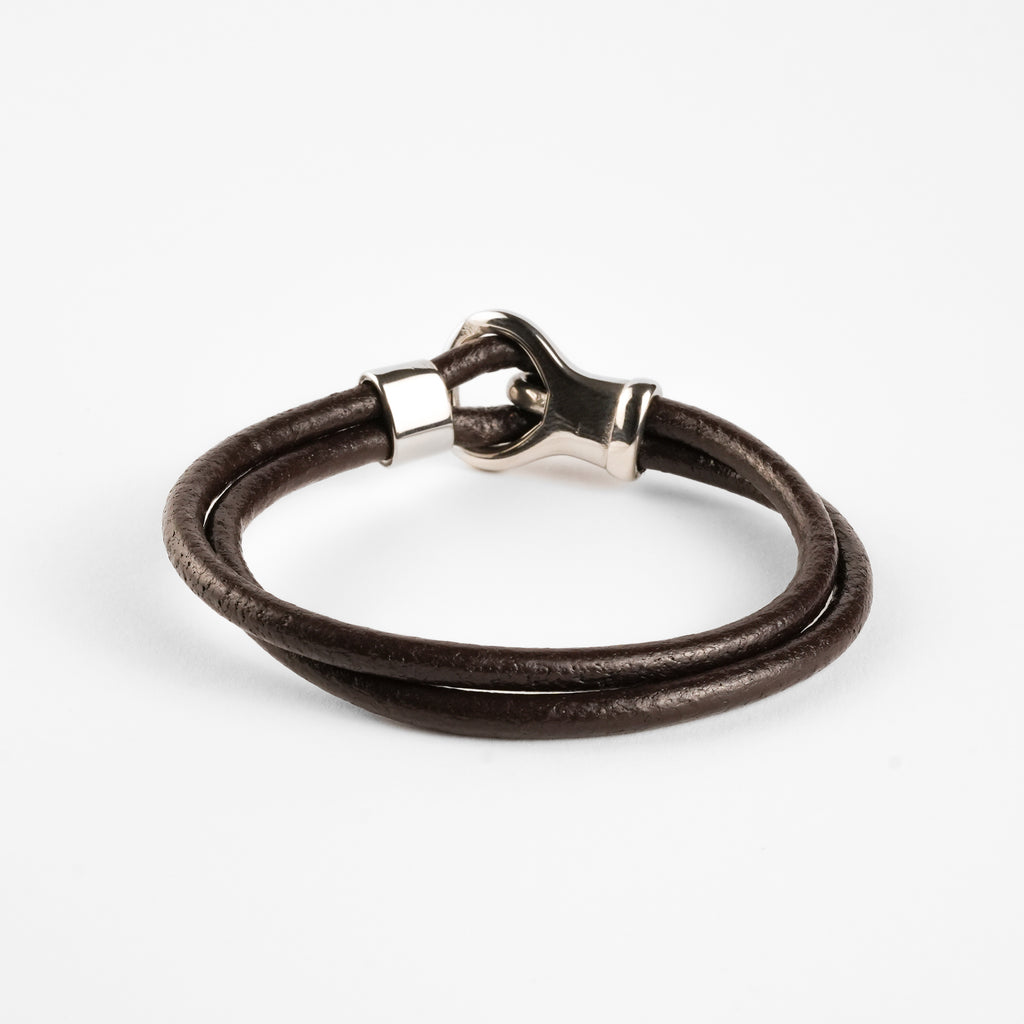 Pulsera de Piel y Acero Inoxidable – Estilo Moderno y Elegante para Hombre
