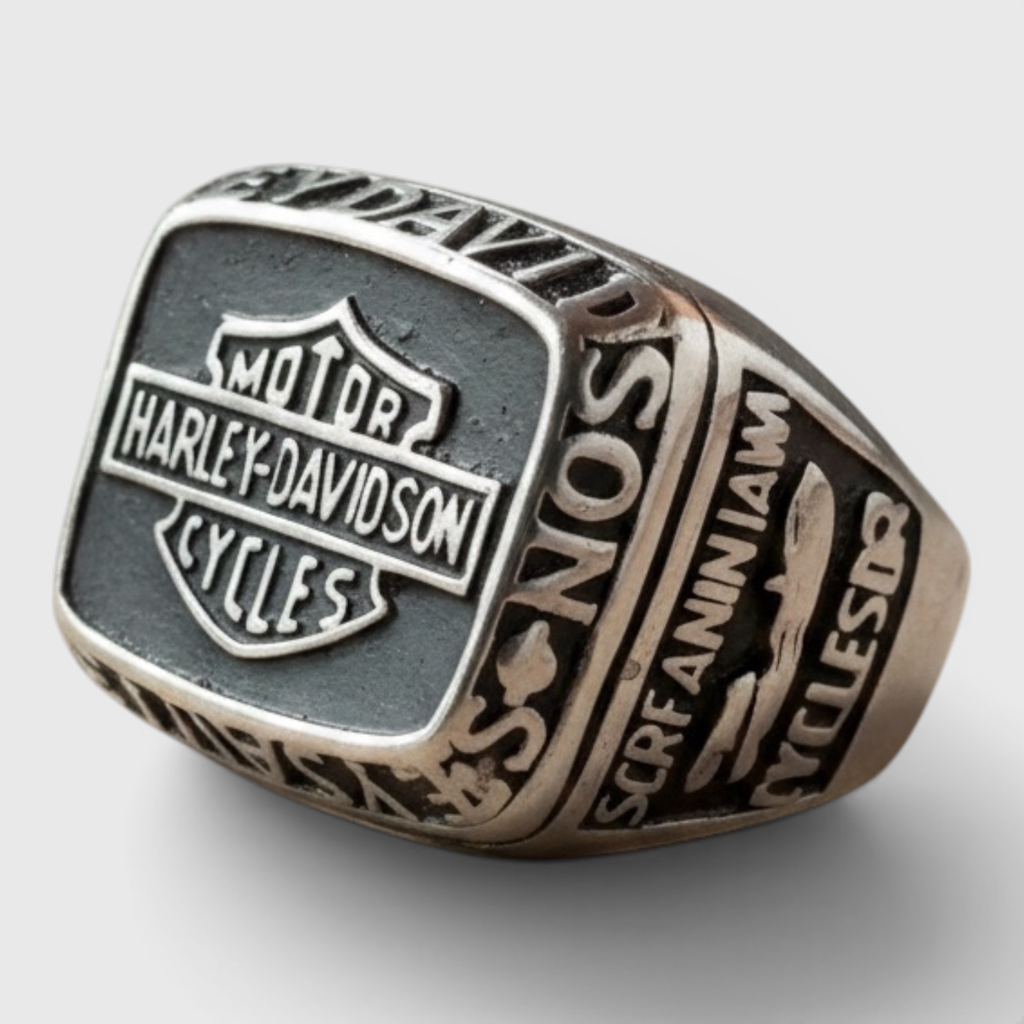 Anillo Motero de Acero – Espíritu Libre al Estilo Harley Davidson