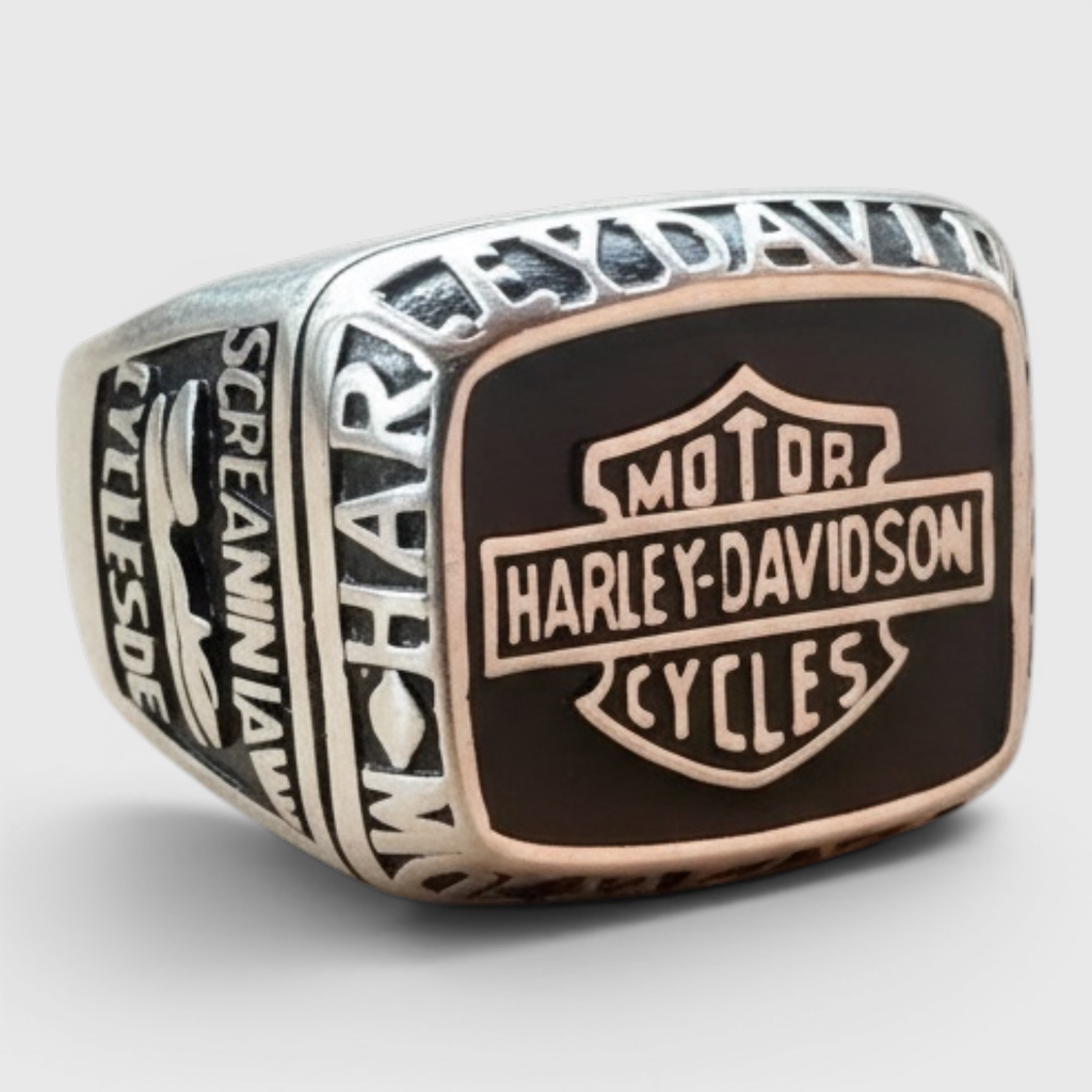 Anillo Motero de Acero – Espíritu Libre al Estilo Harley Davidson