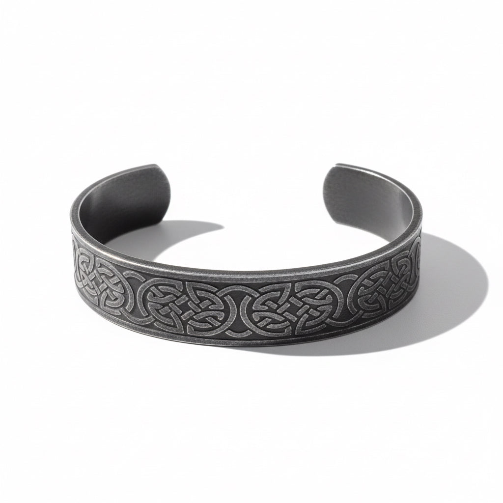 Pulsera Vikinga de Acero de Titanio – Fuerza y Espíritu